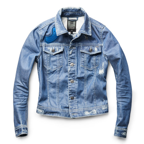 Последний ассортимент Williams, уже доступный в магазинах G-Star и в Интернете, включает джинсы и джинсовые куртки, а также футболки и толстовки